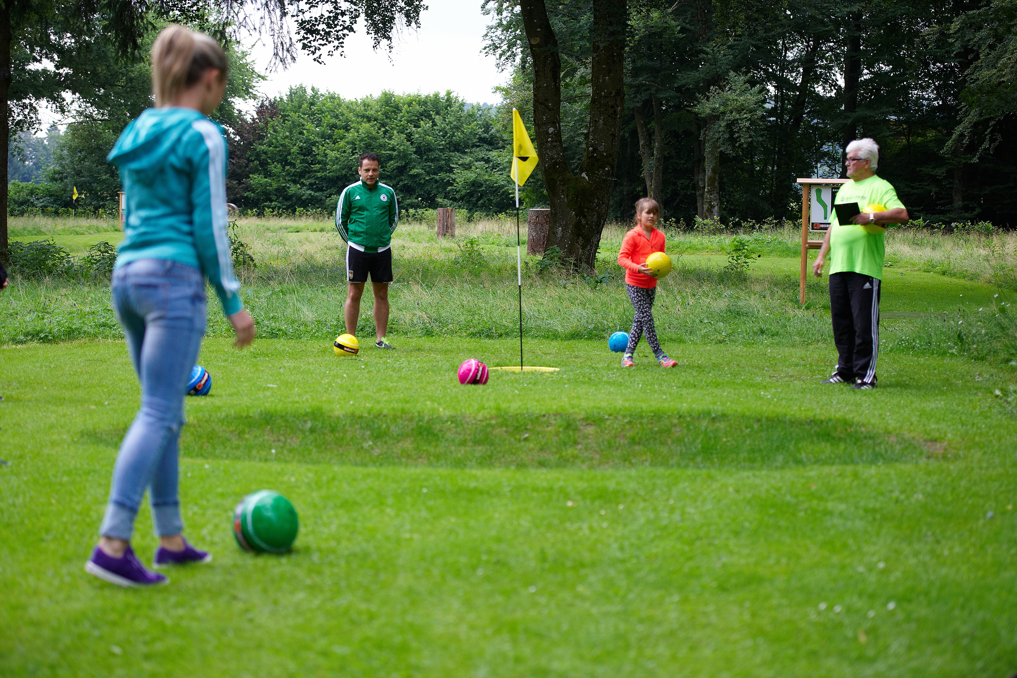 Soccerpark Waging Spielergruppe Fussballgolf